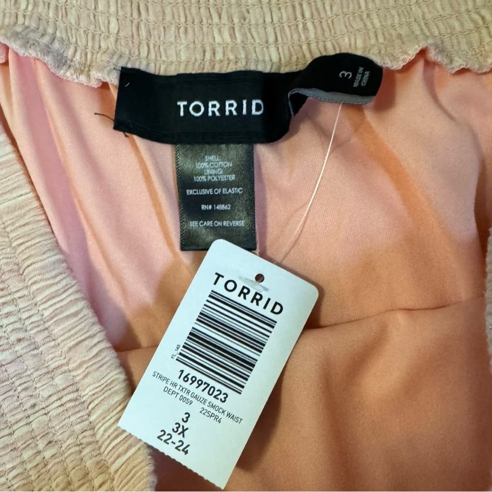 Torrid Smocked Waist Shorts Textured Gauze Stripe Lined Womens 3 3X 22 24 Peach - Picture 4 of 5